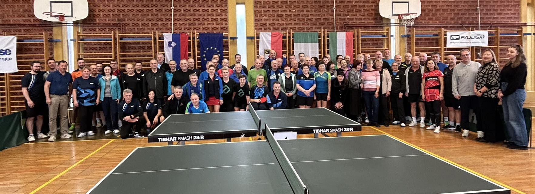 V Topolšici včeraj potekal 26. Menihov memorial v namiznem tenisu