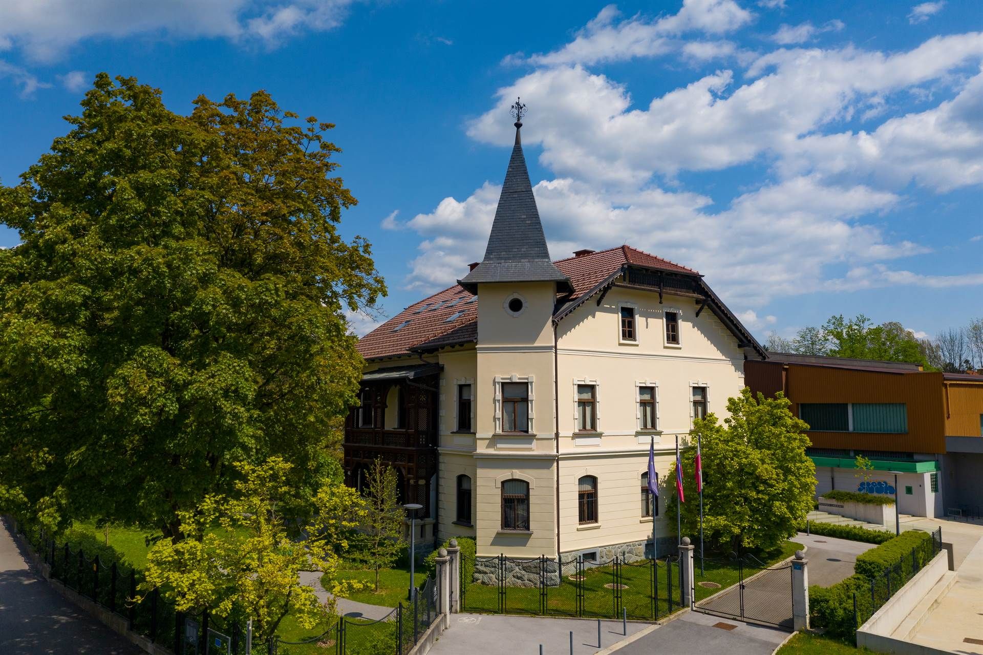 Družinski dan v Šoštanju: Vabljeni na brezplačen ogled Vile Mayer