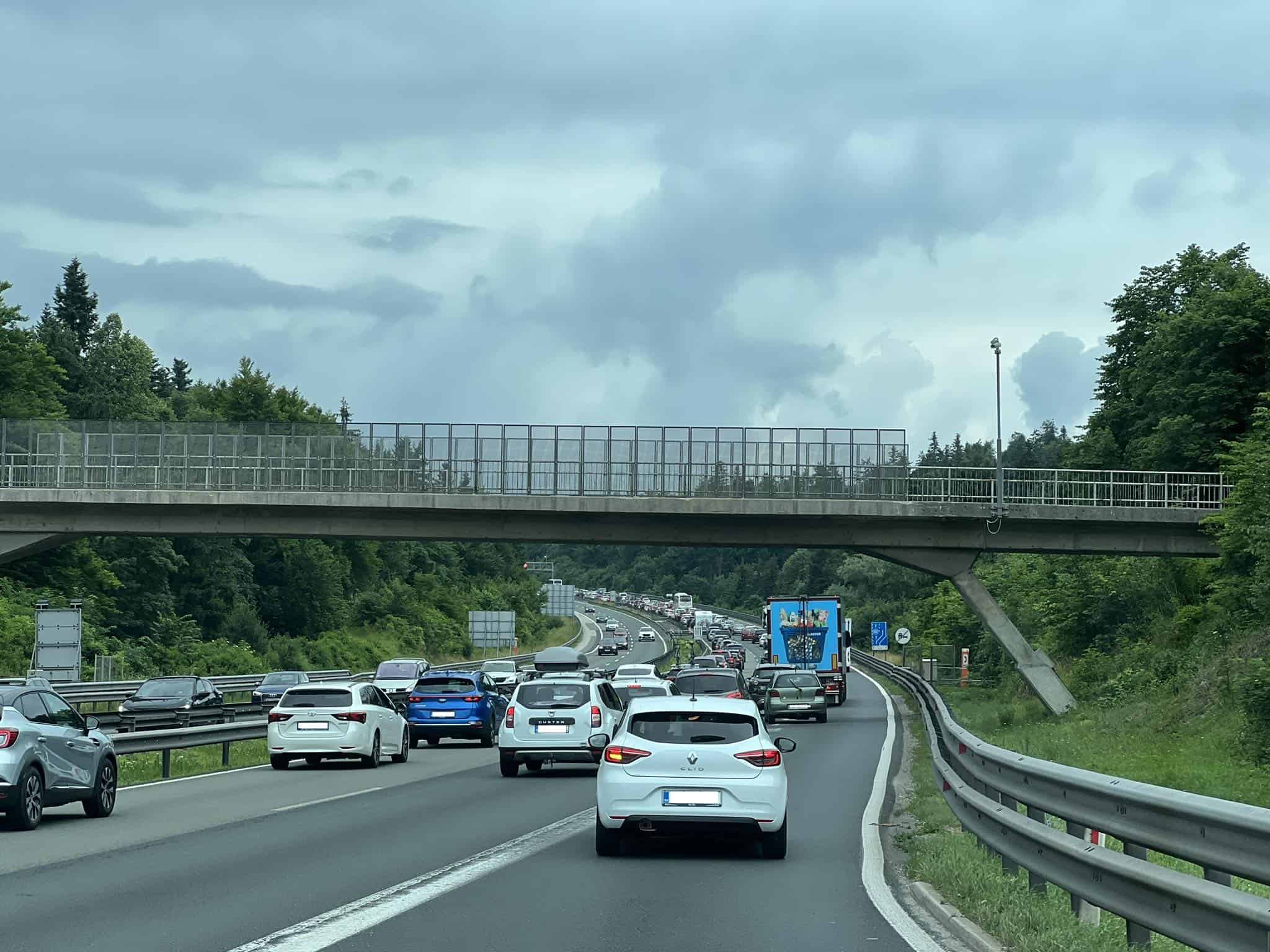 Ob koncu velikonočnih praznikov znova pričakovati gnečo na cestah