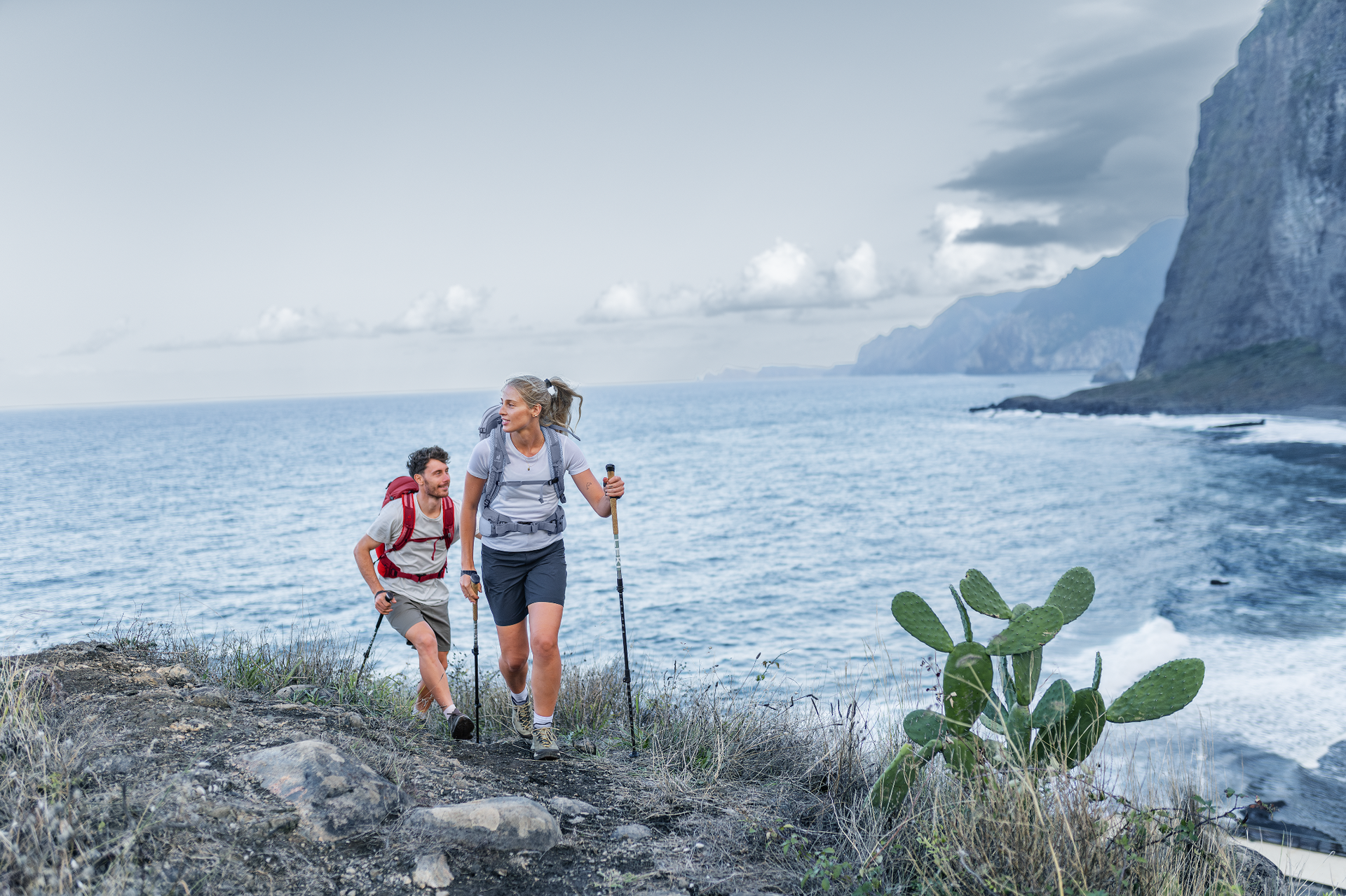 Kako razbremenimo kolena na pohodu
