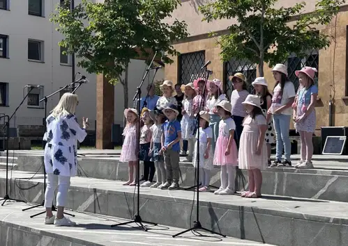 Društvo upokojencev Šoštanj včeraj pripravilo že 9. Festival petja, glasbe in plesa na prostem