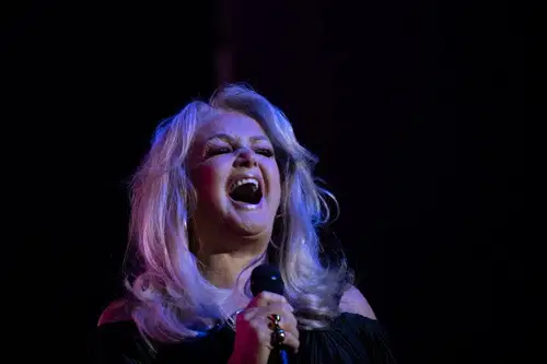 Umrla pevka skladbe Total Eclipse of the Heart Bonnie Tyler 