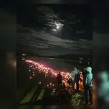 FOTO: Družmirsko jezero zasijalo v soju tisočerih lučk