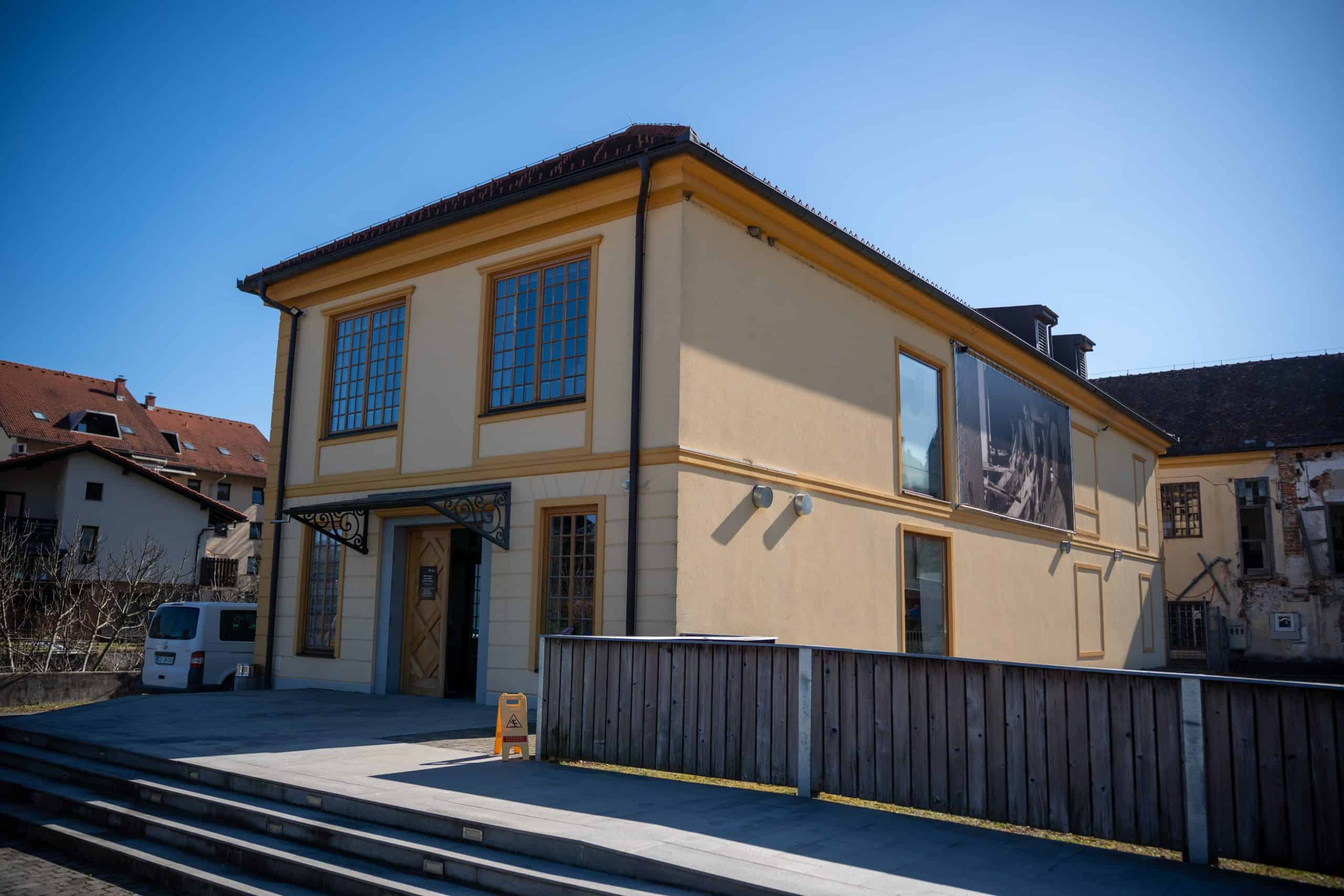 Brezplačno tematsko vodenje: Raziščite Muzej usnjarstva na Slovenskem