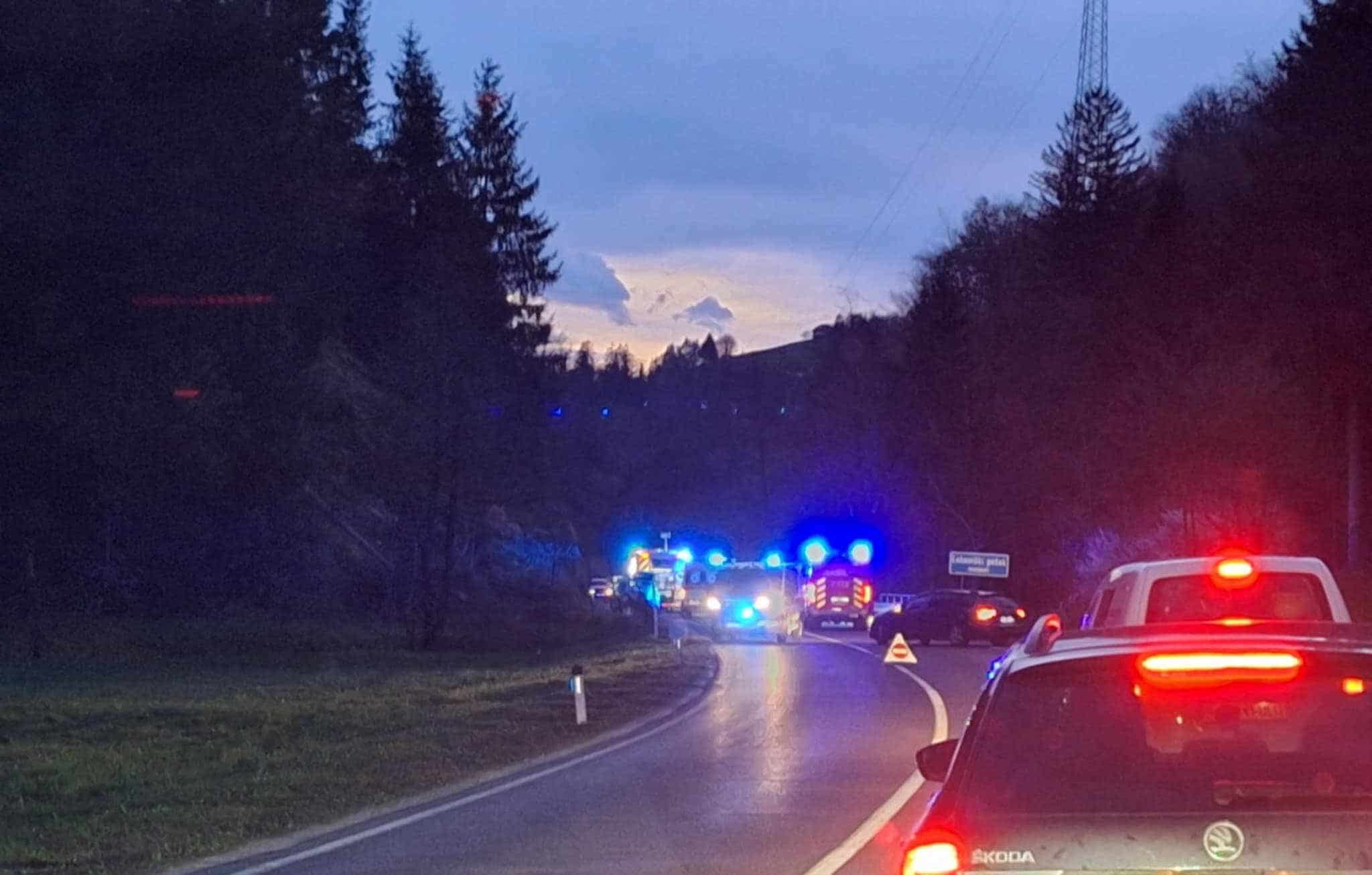 Prometna nesreča pred Lokoviškim mostom zaprla cesto v obe smeri