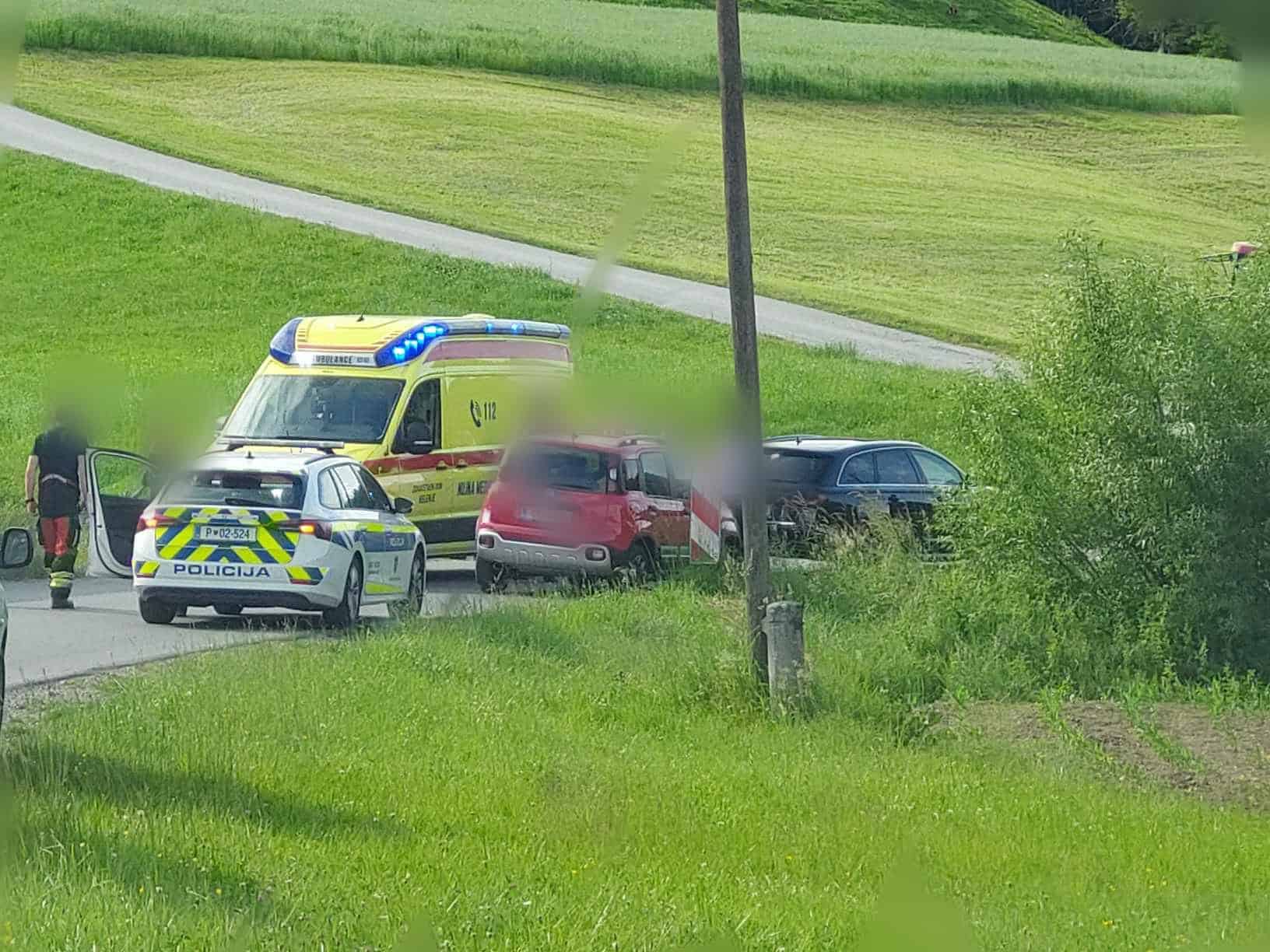 V Ravnah pri Šoštanju(pri Nula baru) prišlo do prometne nesreče – cesta zaprta, promet oviran