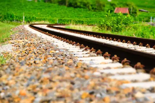 Omejitve hitrosti v železniškem prometu zaradi visokih temperatur