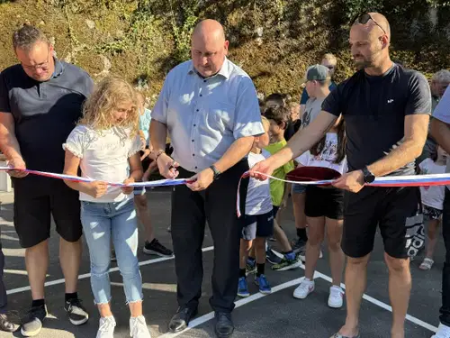 Otvoritev prenovljenega igrišča, ki povezuje generacije v Spodnji Lokovici