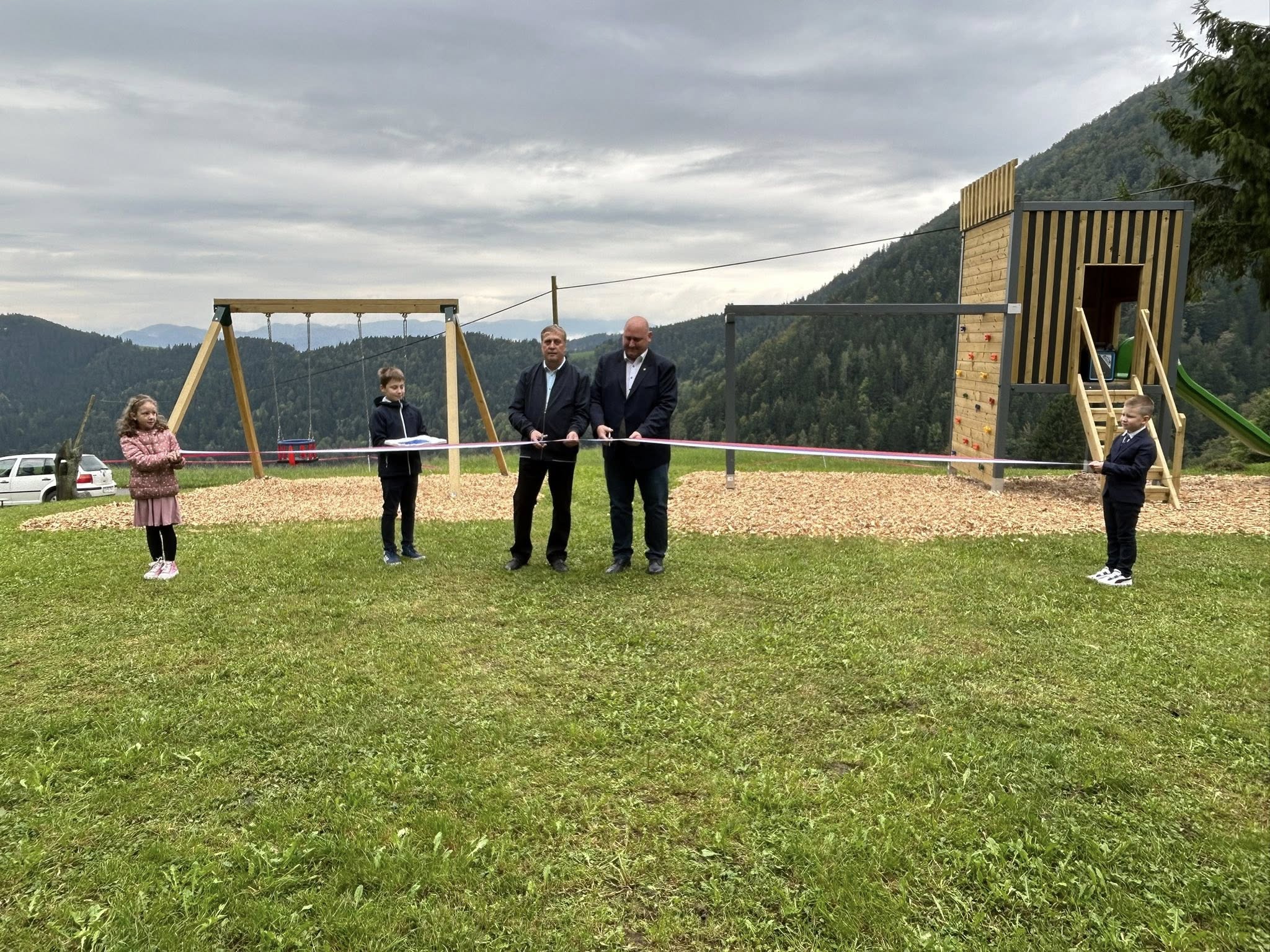 Bele Vode bogatejše za številne pridobitve in nov foto kotiček