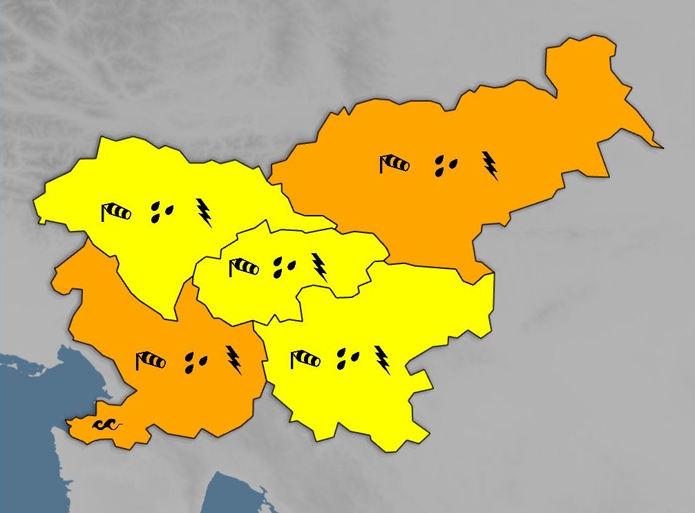 Izdano oranžno vremensko opozorilo: Arso napoveduje močan veter in krajevne nalive
