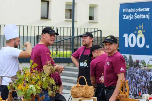 (FOTO in VIDEO) Golažijada 2025: Letošnji naj golaž mojstri so člani Pihalnega orkestra Zarja Šoštanj