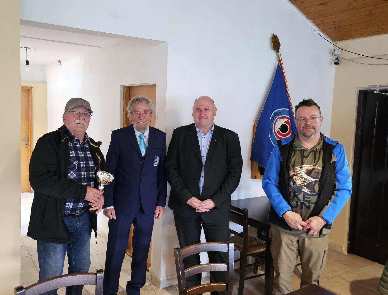 Na občnih zborih so se tokrat zbrali šoštanjski ribiči in člani društva upokojencev