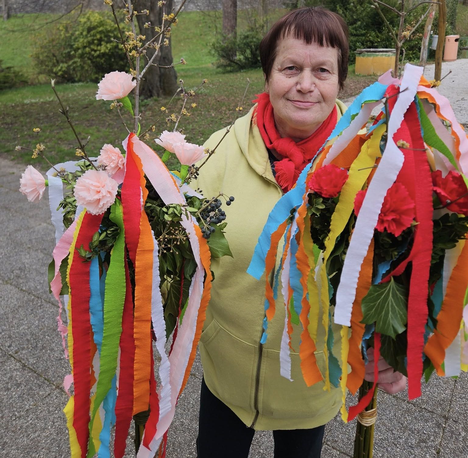 Dve topolški butari na 6. Festivalu cvetnonedeljskih butar v Železnikih