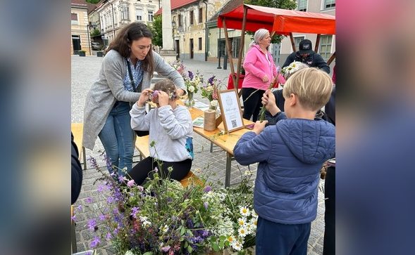 Šoštanjski Glavni trg v objemu cvetja in glasbe #utrinki