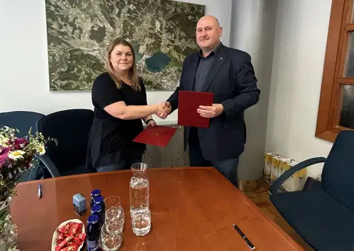 Sanacija plazu v Skornem: Podpis pogodbe za sanacijo plazu in ureditev lokalne ceste