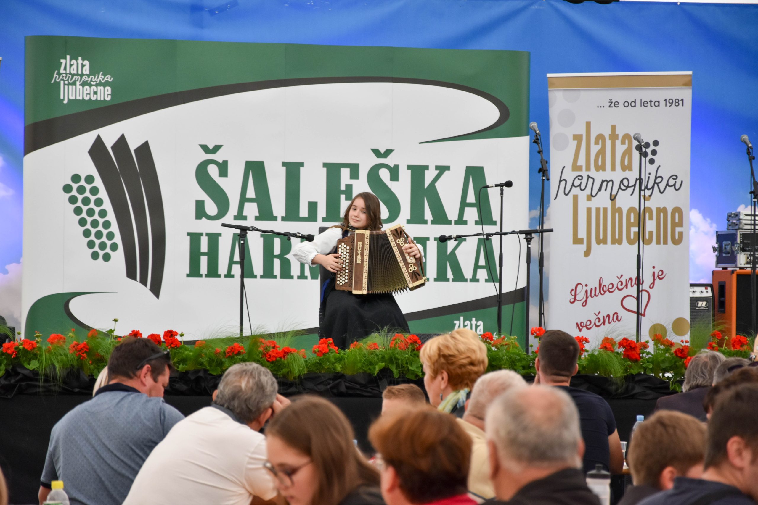 (FOTO) Šaleška harmonika: V Topolšici poteka 4. harmonikarsko tekmovanje za pokal Šaleške doline