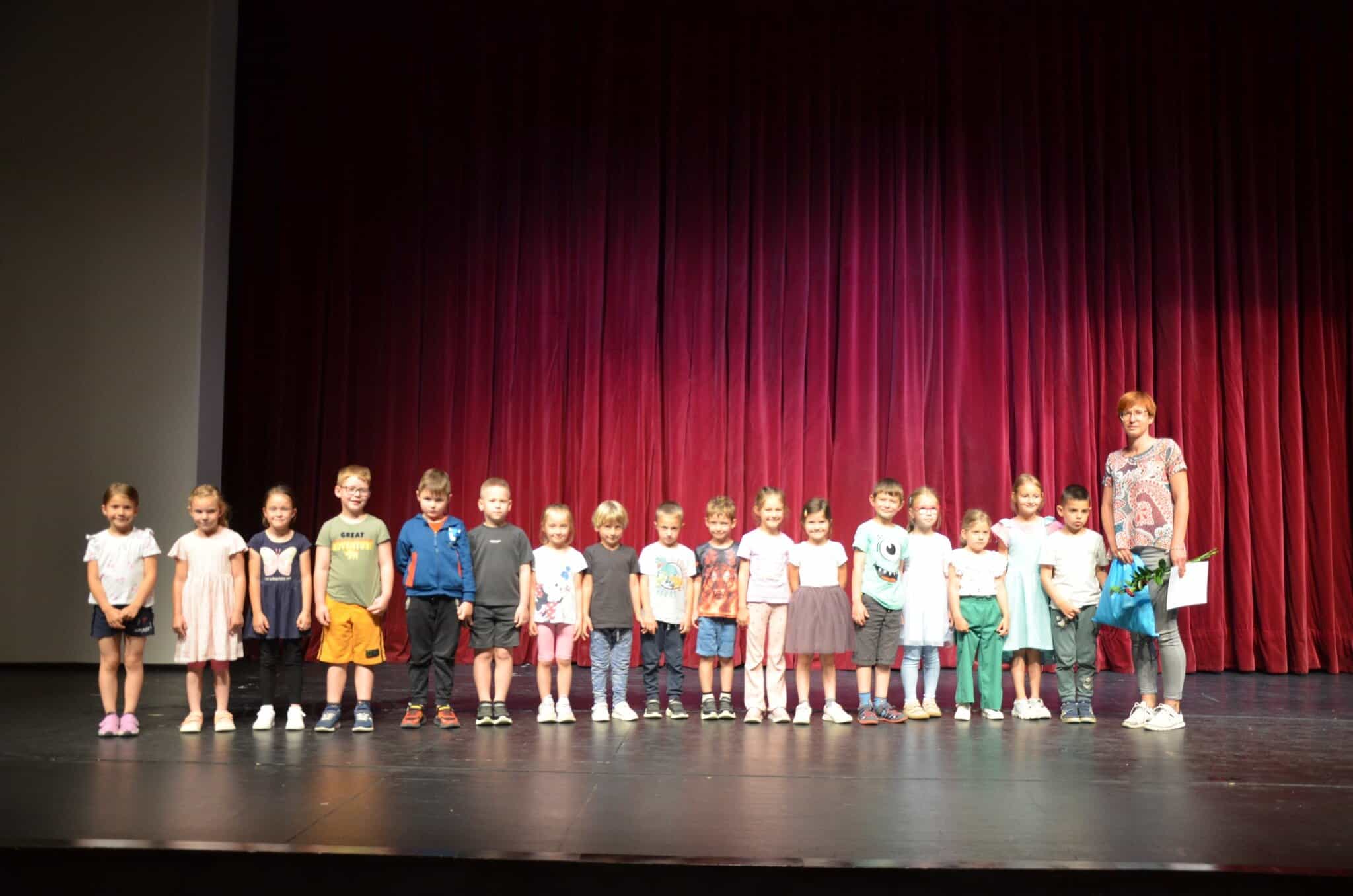 Navdušeni nad knjigami že od malih nog: V šoštanjskem in velenjskem vrtcu nagradili mlade bralce