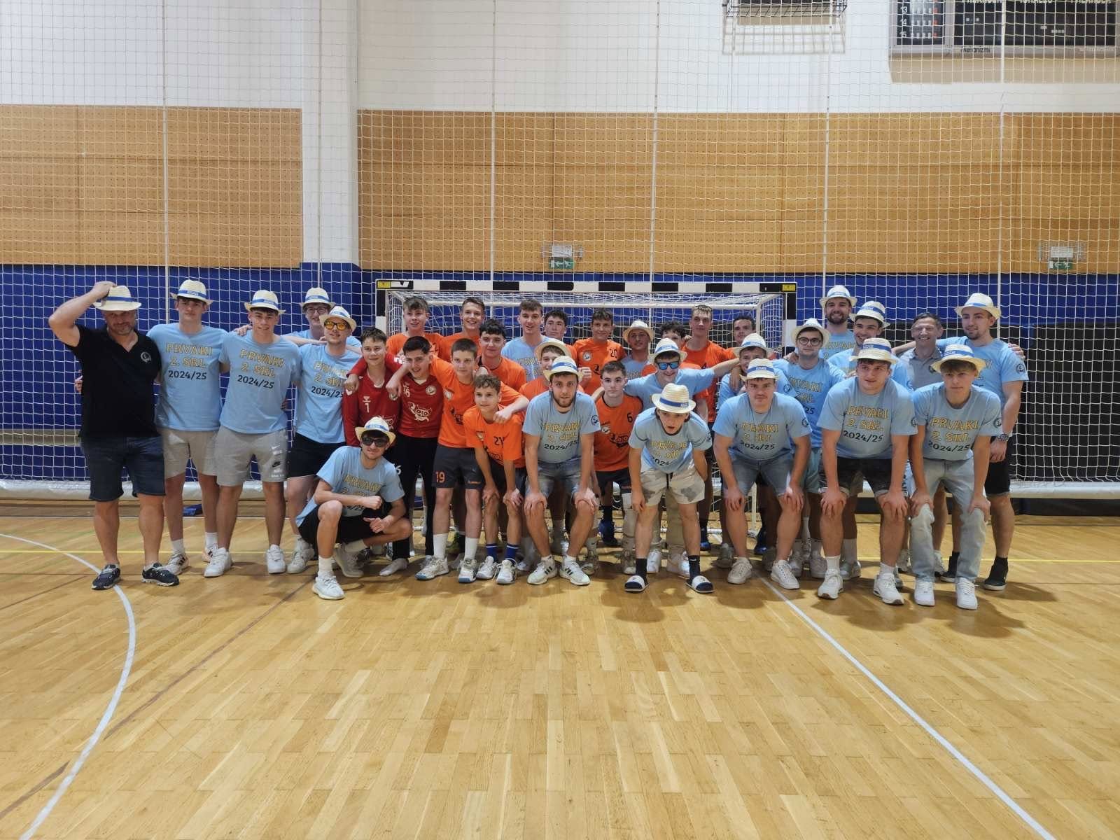 Prisrčen sprejem za prvake: Šoštanjske sove proslavile napredovanje v 1. B ligo