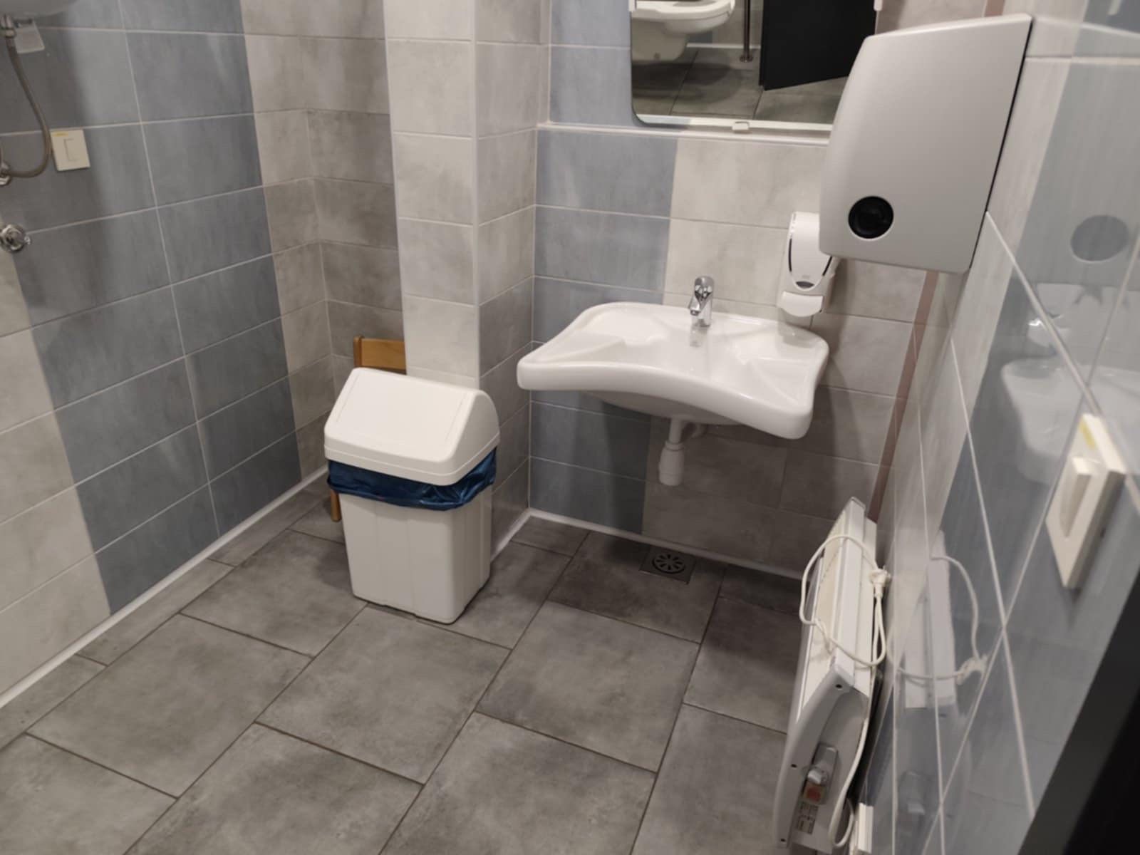 Sanitarije v šoštanjski tržnici zdaj dostopne tudi invalidom