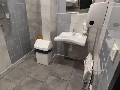 Sanitarije v šoštanjski tržnici zdaj dostopne tudi invalidom