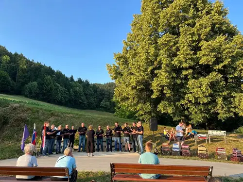 Proslave ob Dnevu državnosti organizirali tudi v Ravnah, Lokovici in Zavodnjah