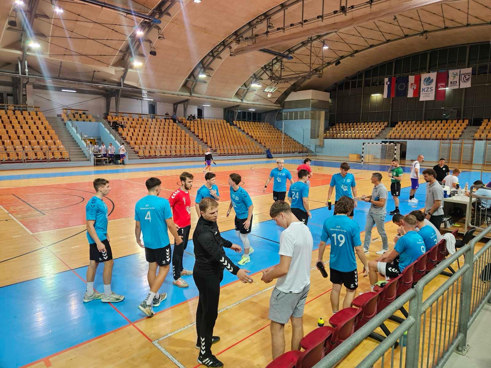 Članska zasedba DRŠ Sebastjana Soviča jutri stopa na tekmovalni parket