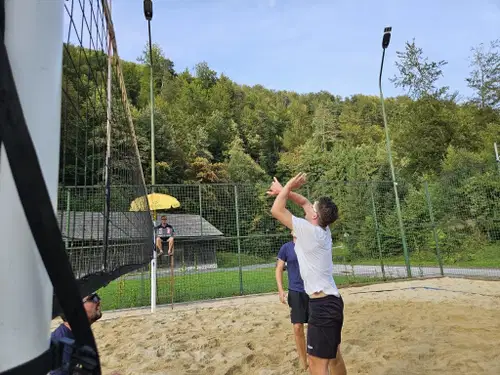 Športno društvo Topolšica v soboto organiziralo 1. Turnir v odbojki na mivki