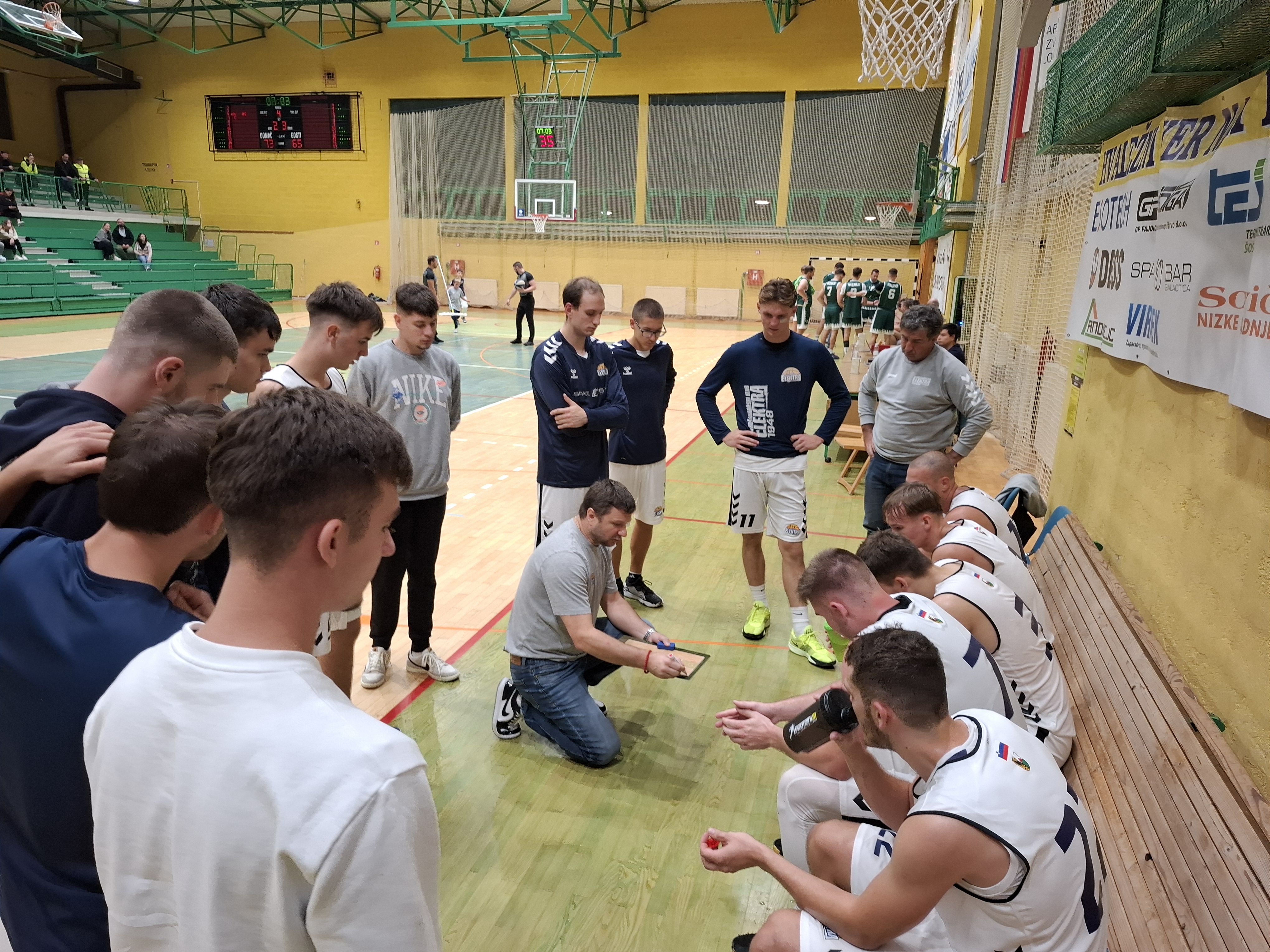 Člani KK Elektra novo sezono odprli z zmago