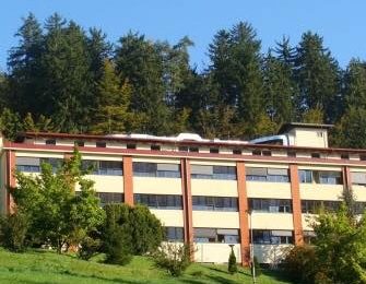 Omejitev obiskov hospitaliziranih pacientov v Bolnišnici Topolšica